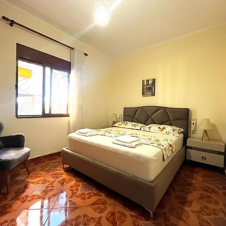 Beach & Chill Apartments Vlore Ngoại thất bức ảnh