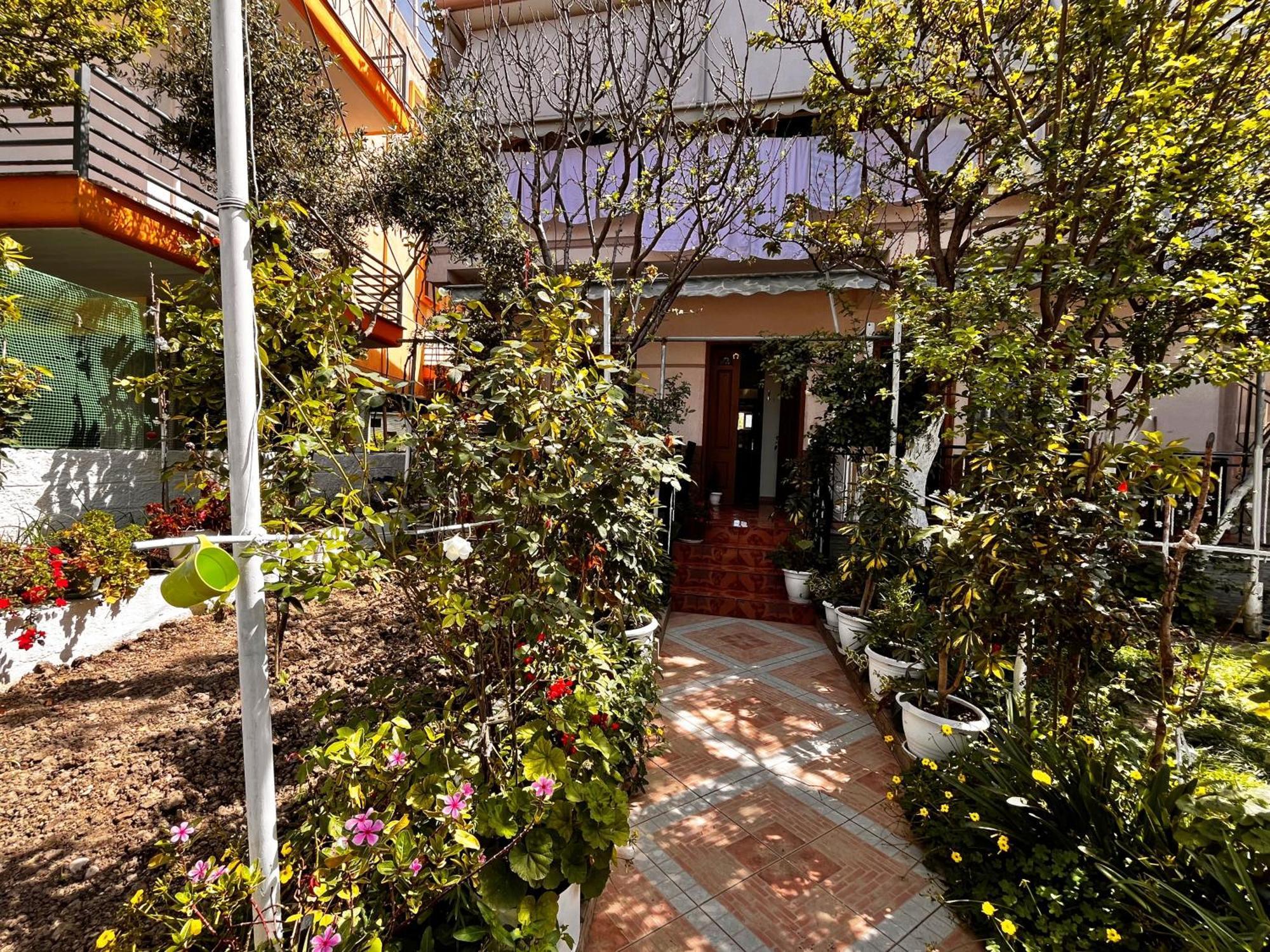 Beach & Chill Apartments Vlore Ngoại thất bức ảnh