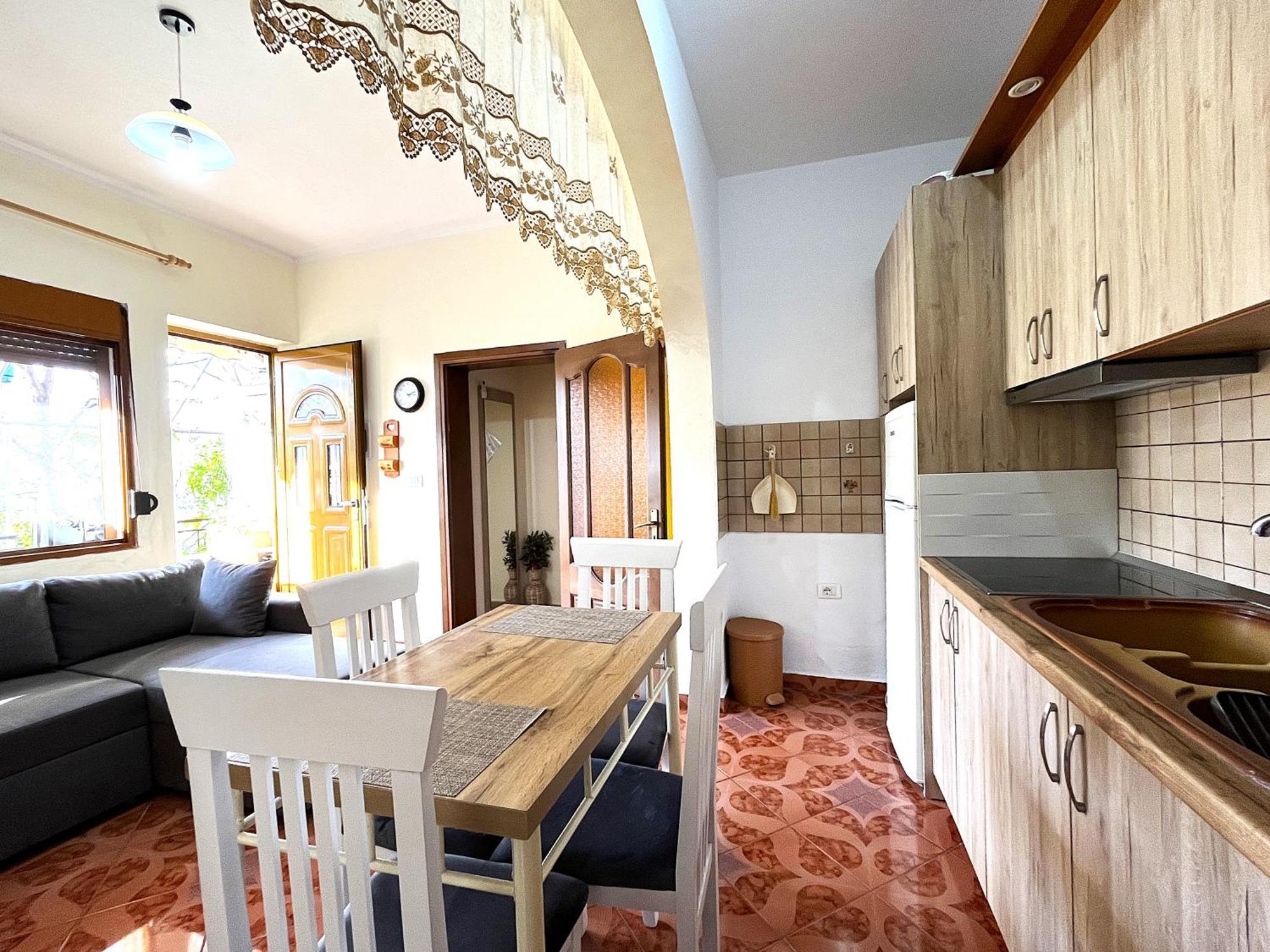 Beach & Chill Apartments Vlore Ngoại thất bức ảnh