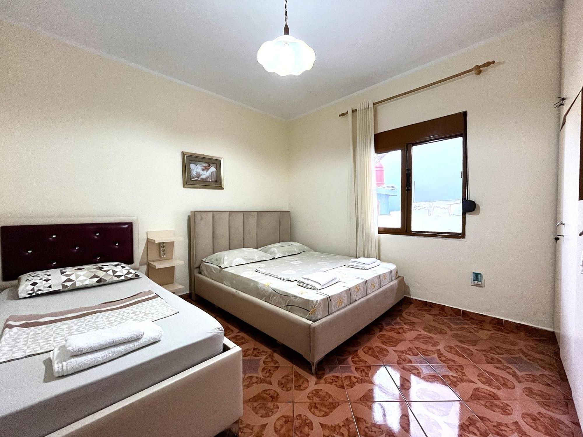 Beach & Chill Apartments Vlore Ngoại thất bức ảnh